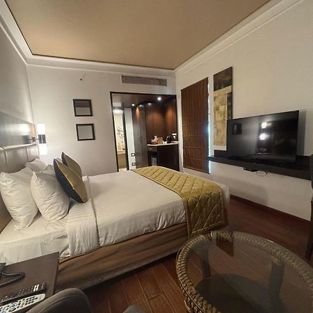 Iris Hotel&Spa Bengalúr Exteriér fotografie