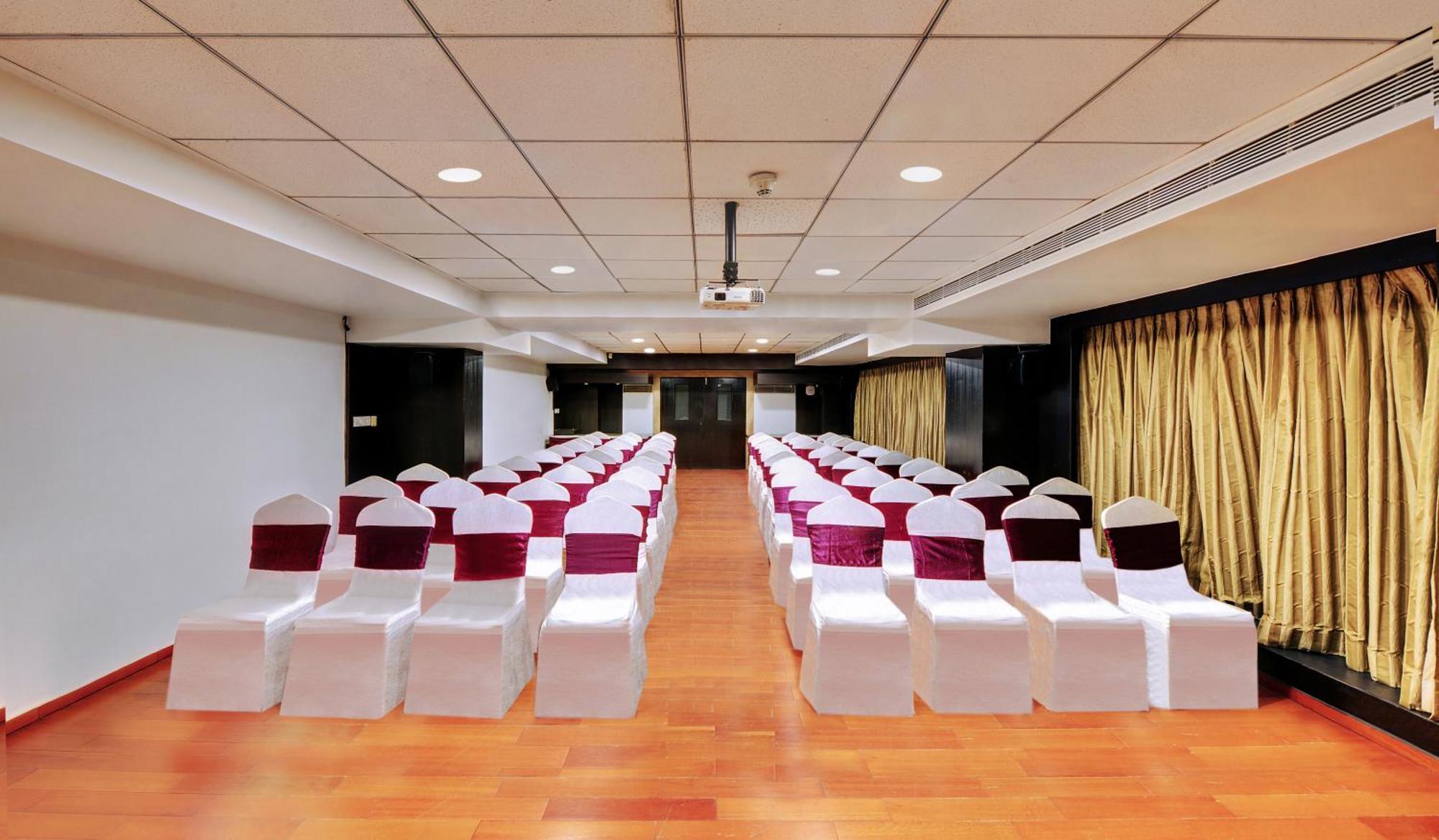 Iris Hotel&Spa Bengalúr Exteriér fotografie