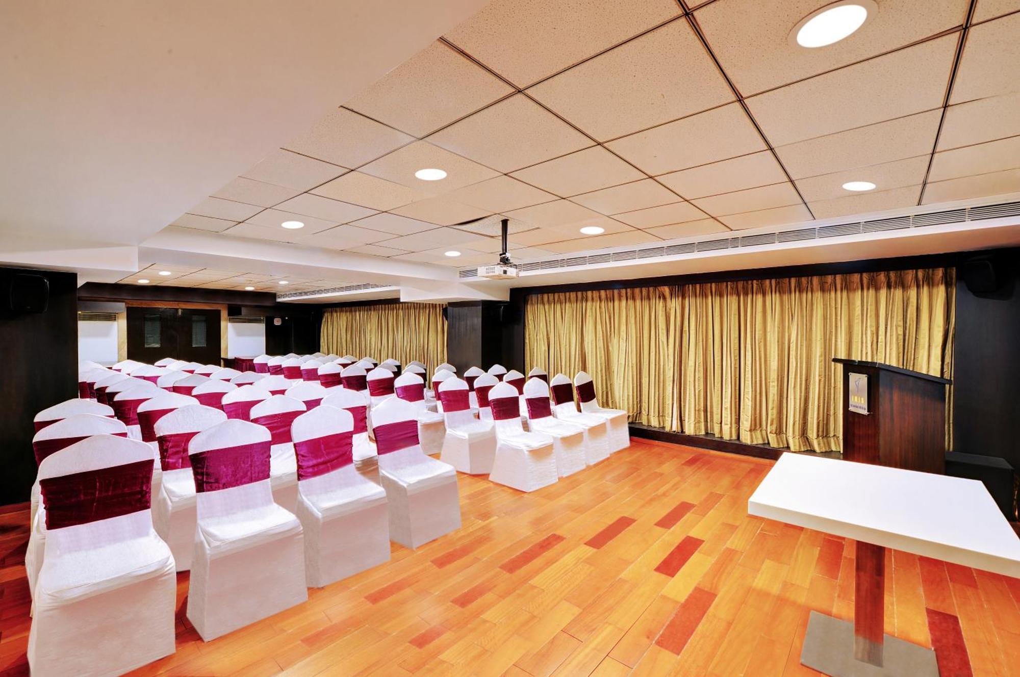 Iris Hotel&Spa Bengalúr Exteriér fotografie