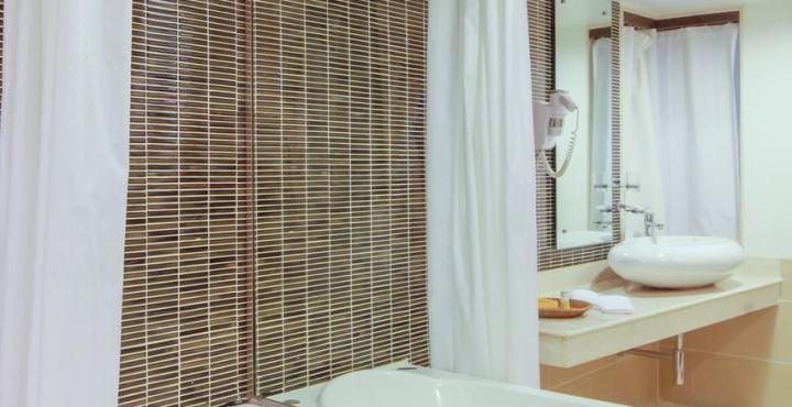 Iris Hotel&Spa Bengalúr Exteriér fotografie