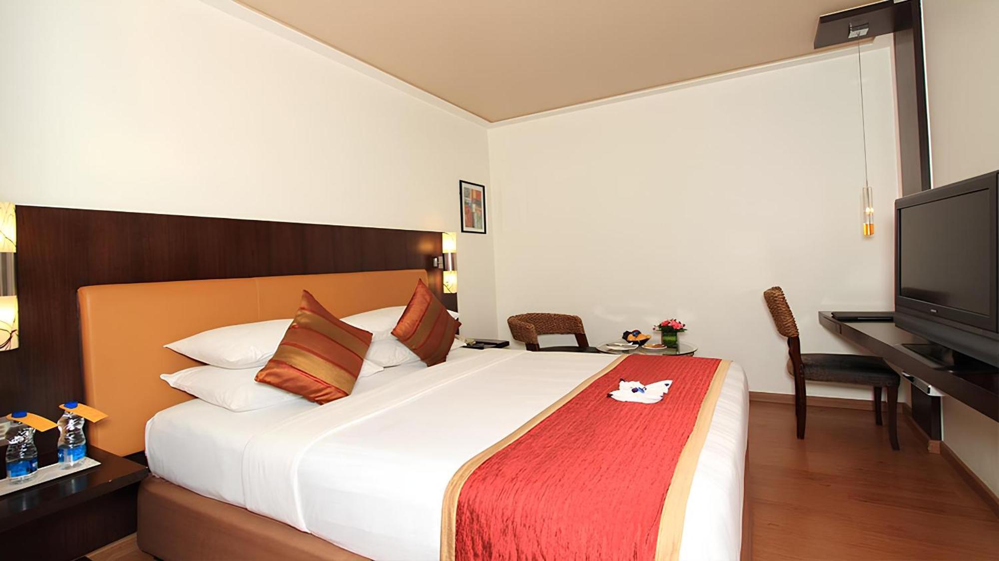 Iris Hotel&Spa Bengalúr Exteriér fotografie