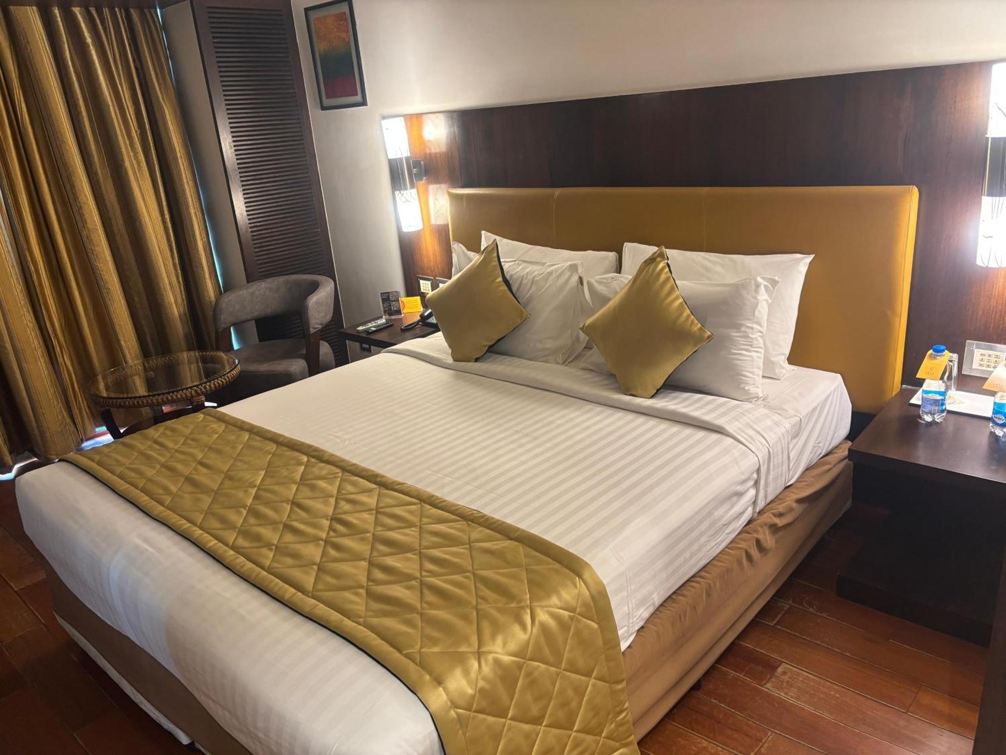 Iris Hotel&Spa Bengalúr Exteriér fotografie