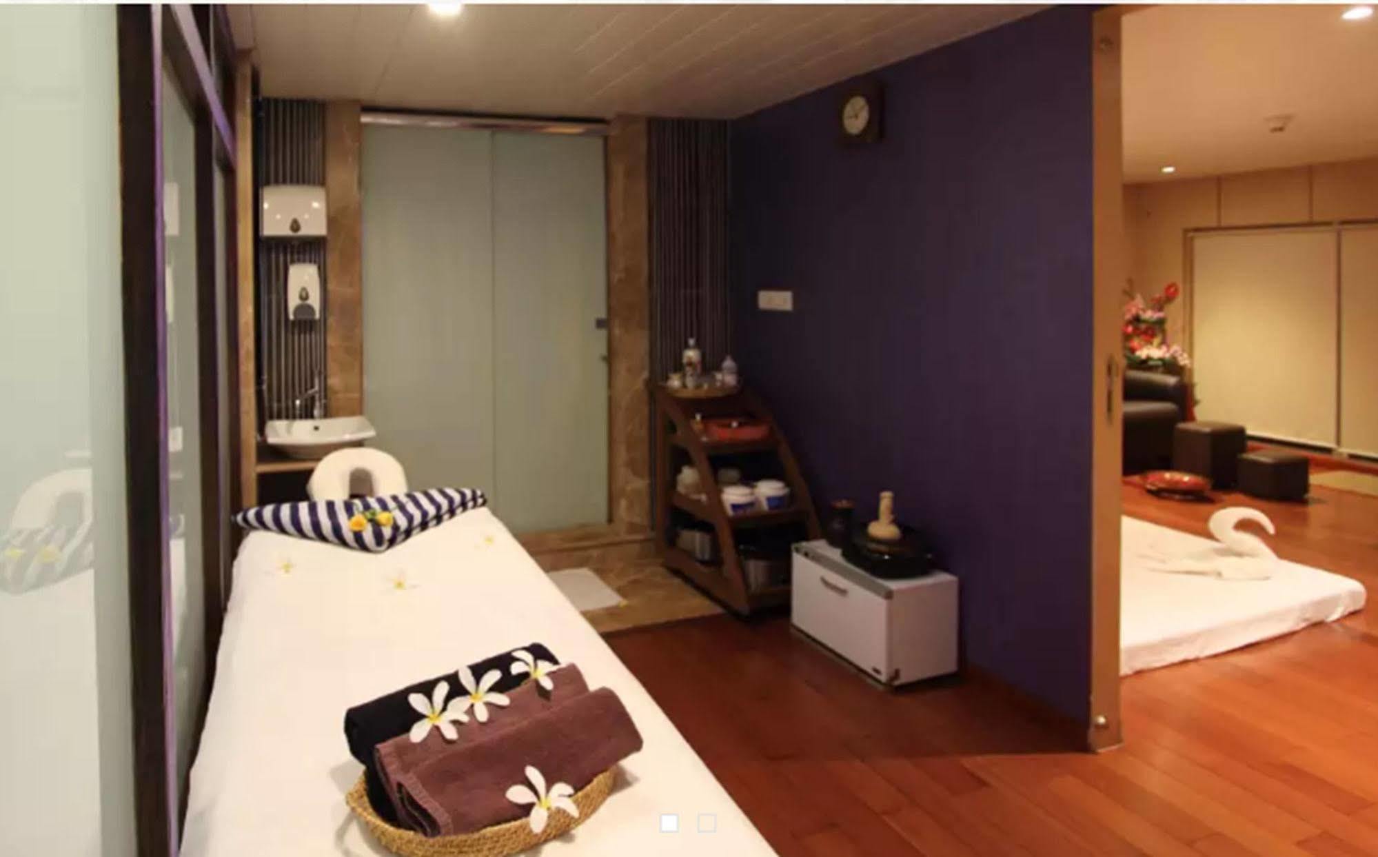 Iris Hotel&Spa Bengalúr Exteriér fotografie
